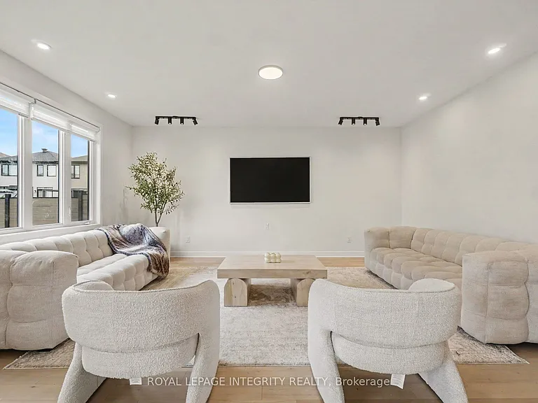 660 Miikana Rd — Photo 22