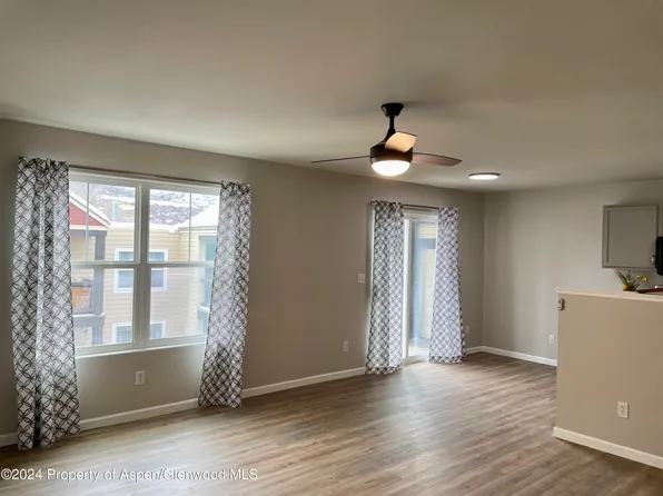 4203 Sunset Ridge Ct, Glenwood Springs, CO 81601