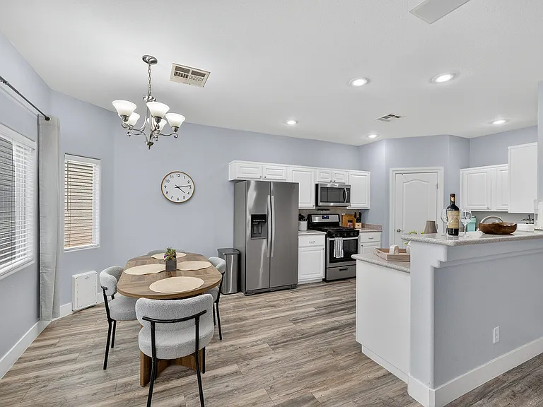 9157 Sunken Meadow Ave — Photo 21
