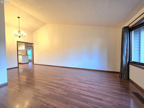 4th image of 2916 Elysium Ave