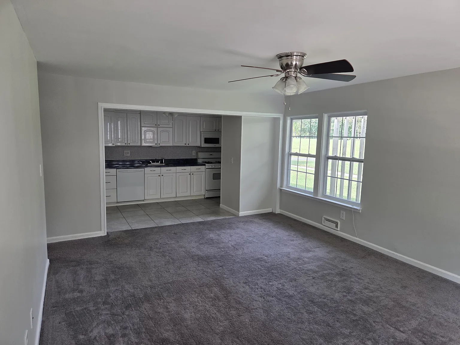 1 bed, 756 sqft, $1,700 — Photo 3