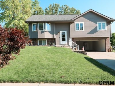21511 Old Coach Rd, Elkhorn, NE, 68022