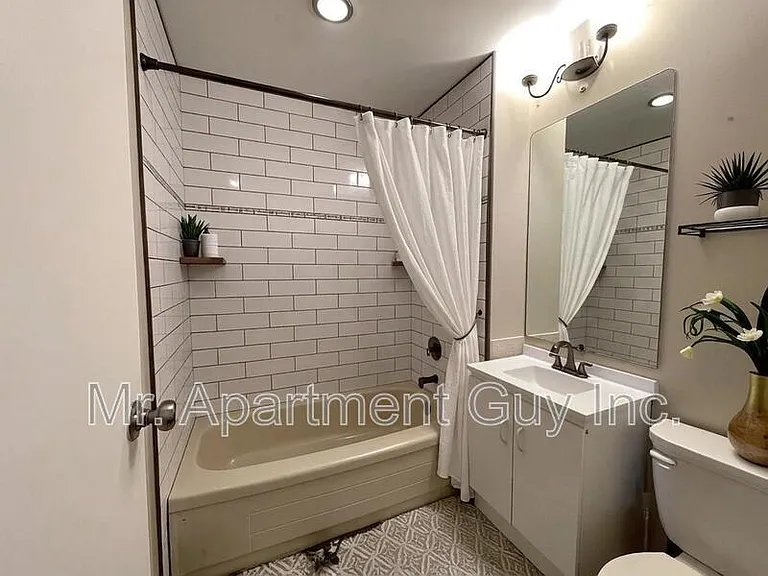 139 Church St #3 — Photo 6