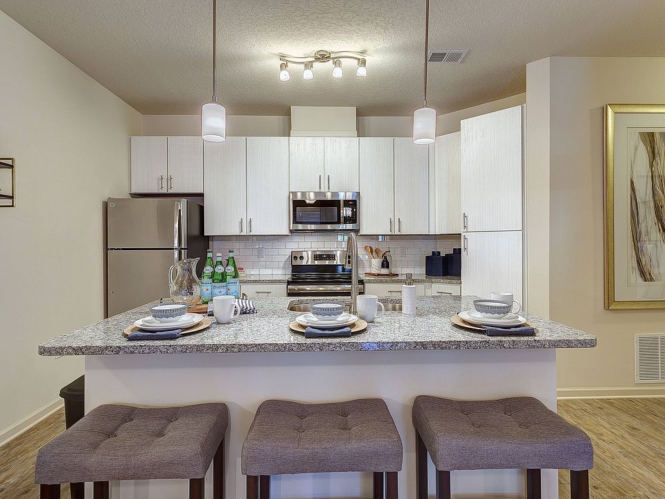Tapestry at Turkey Creek Model Unit Kitchen