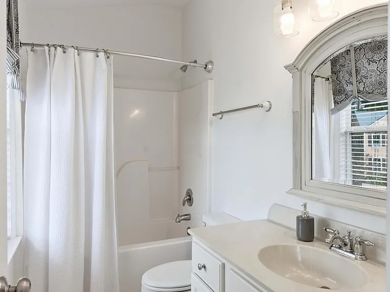 124 Palm Cove Way — Photo 36