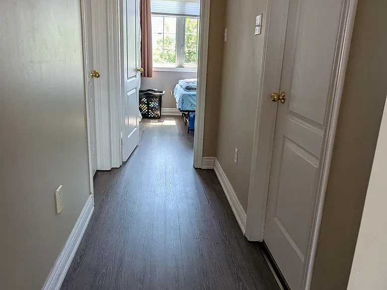 1218 Lamont Cres — Photo 15
