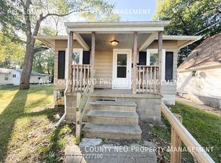 580 Winans Ave, Akron, OH 44306