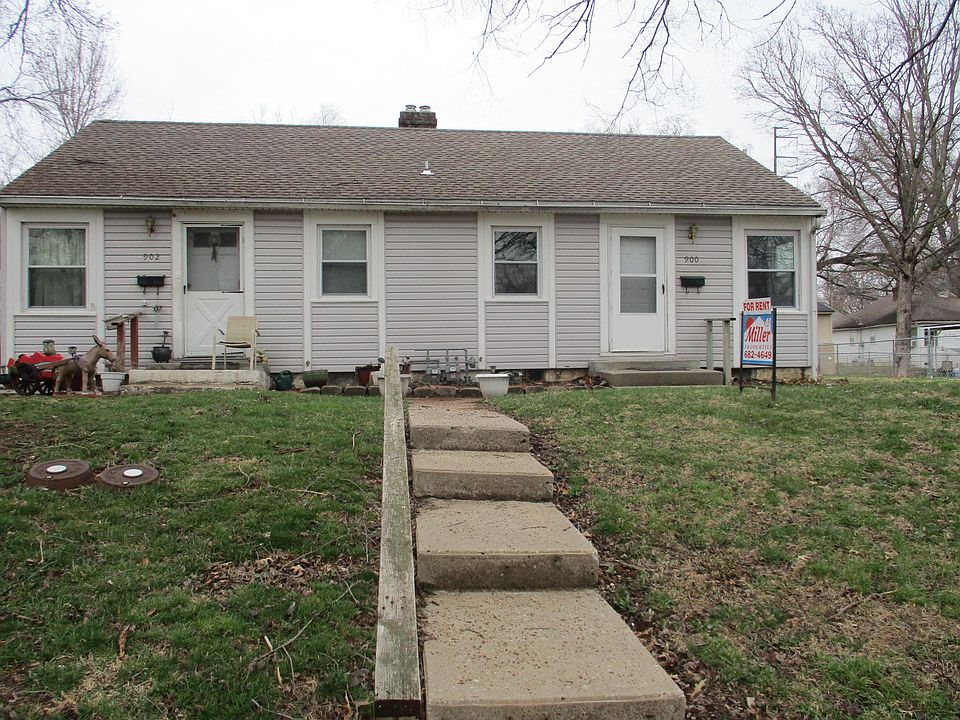 1st image of 900 Pawnee St