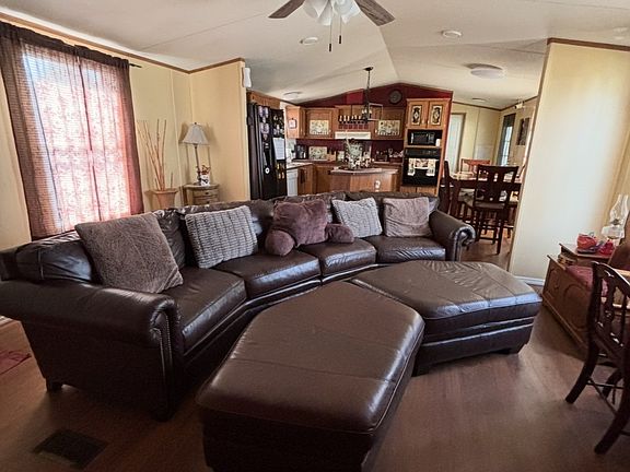 3rd image of 209 Coachman Ct #209