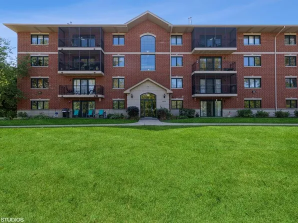 6870 Winding Trl Unit 205, Oak Forest, IL 60452