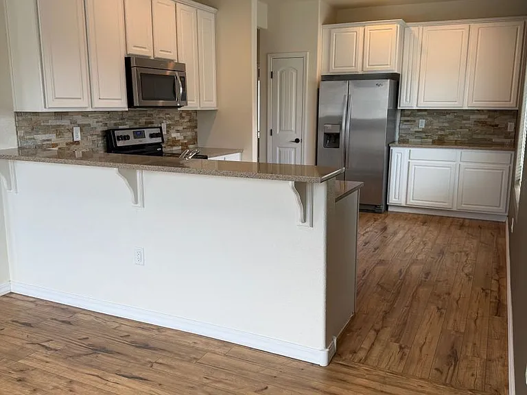 1708 College Park — Photo 8