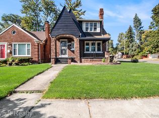 8155 Appoline St, Detroit, MI 48228