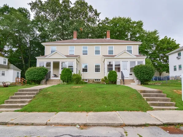 6 Eight Woodland Ave, Whitinsville, MA 01588