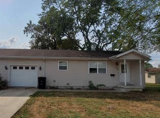 1409 S Park St, Effingham, IL 62401