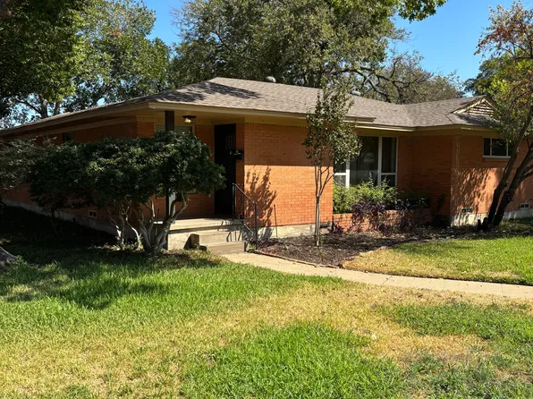 1320 Linden Dr, Denton, TX 76201