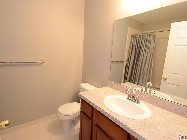 263 S Village Way #23 — Photo 24