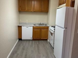 537 E Elm St APT 3, Lodi, CA 95240