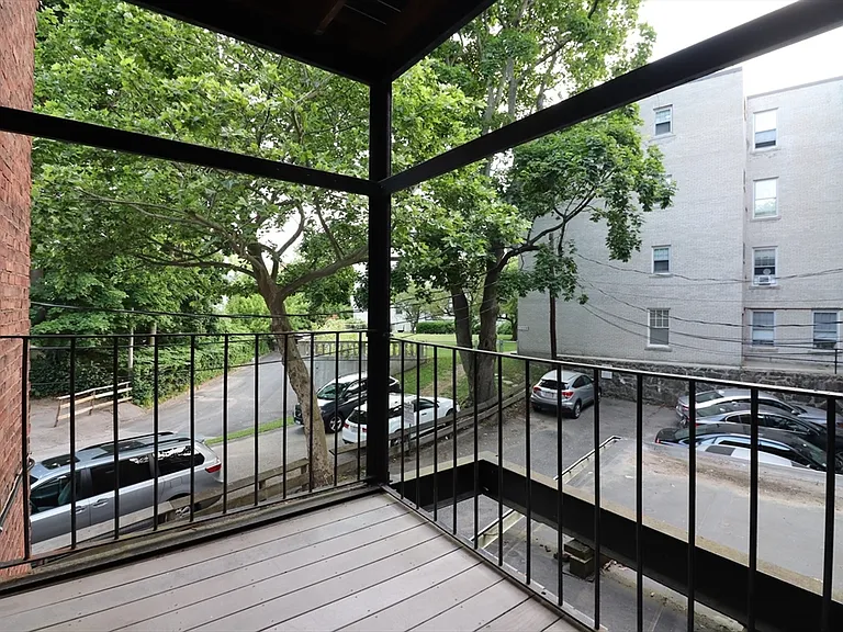 12 Park St — Photo 19