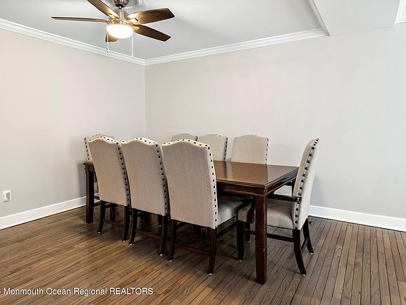 5th image of 142 Orchid Court #142