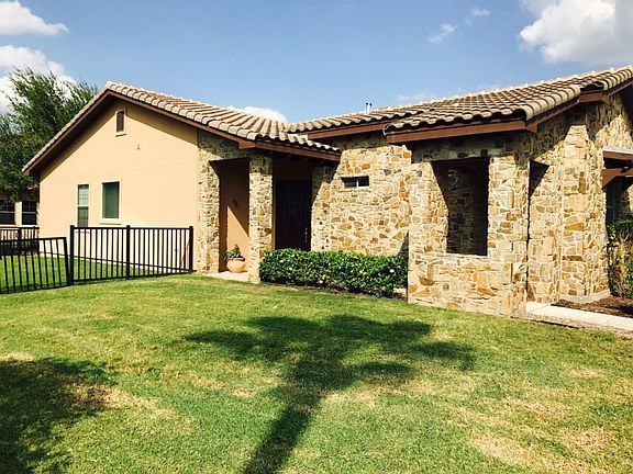 3rd image of 3601 Granada Ct