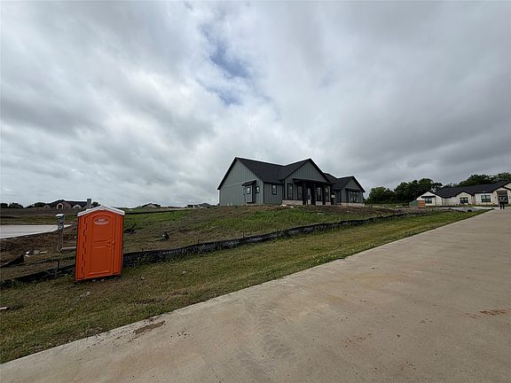 4th image of 1735 Watercress Cir