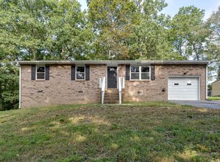 876 Childress Hollow Rd, Chickamauga, GA 30707