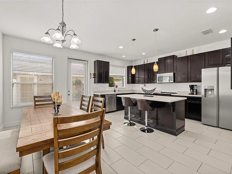 7435 Ripplepointe Way — Photo 15