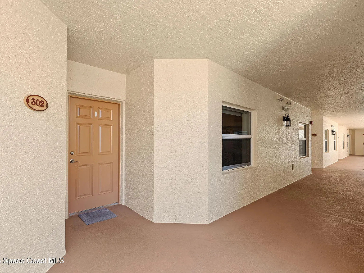 3 bed, 2.0 bath, 1686 sqft, $3,100 — Photo 3