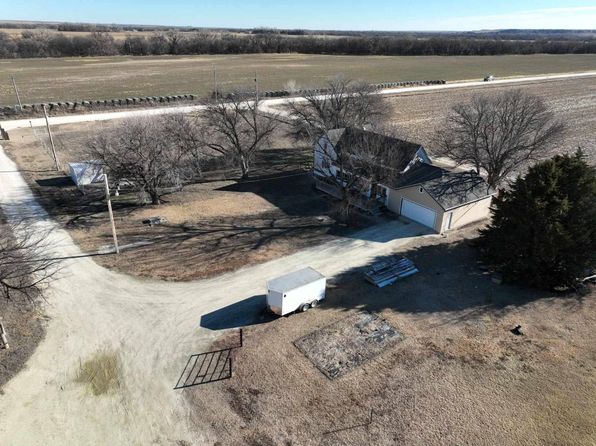 27021 M Rd, Gaylord, KS 67638