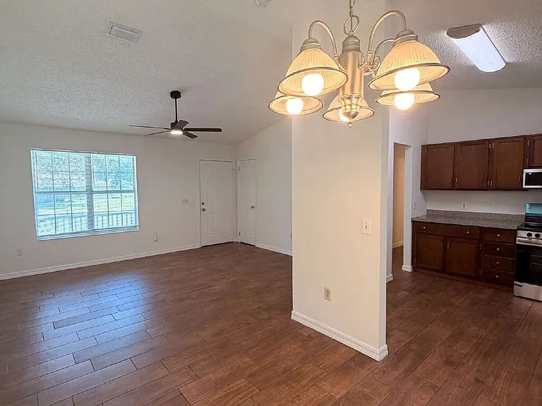 25 Cedar Trce — Photo 11