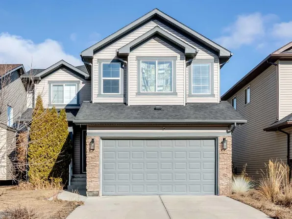 56 S Baywater Ct SW, Airdrie, AB T4B 0A9