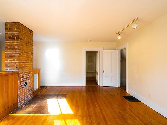 27 Cogswell #1 Cambridge - Porter Square Shared Unit Photo 4