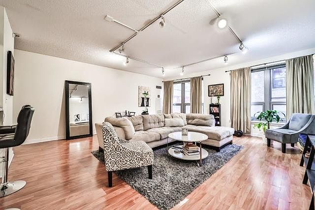 1st image of 440 N Wabash Ave APT 706