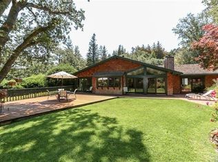 136 Hillcrest Ave, Greenbrae, CA 94904