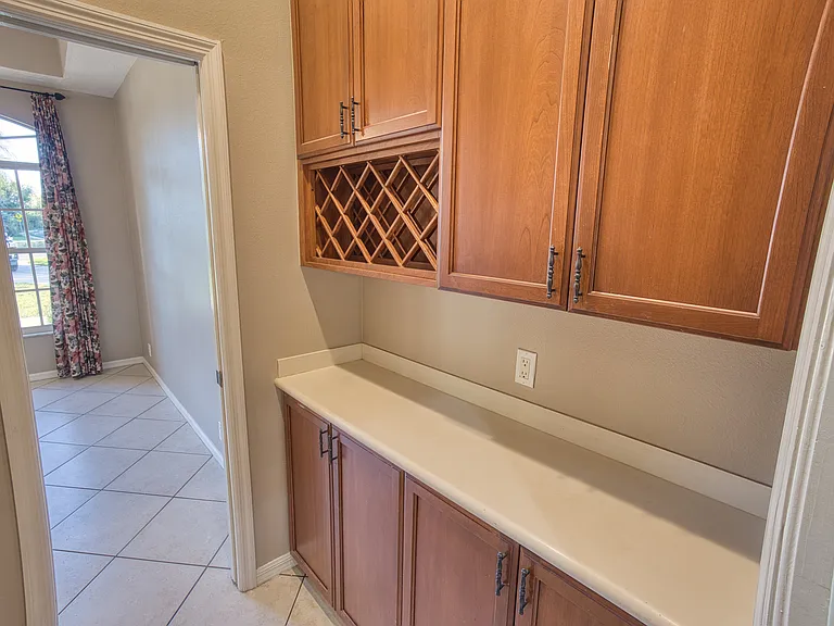 5919 32nd St E — Photo 23