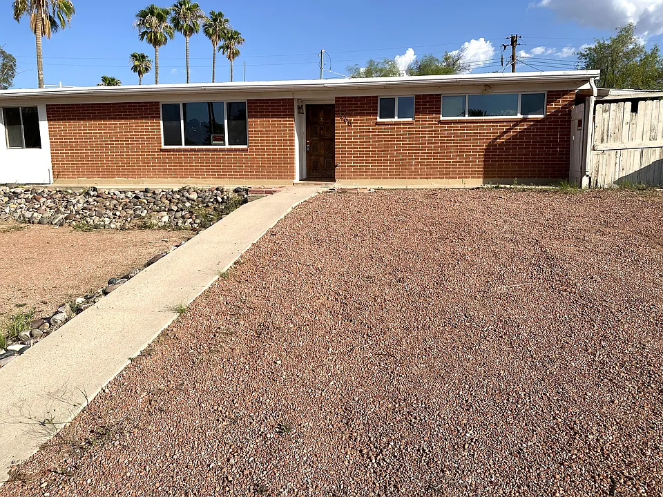 7268 E Eastview Dr