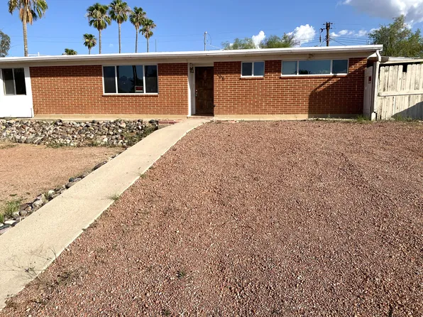 7268 E Eastview Dr, Tucson, AZ 85710