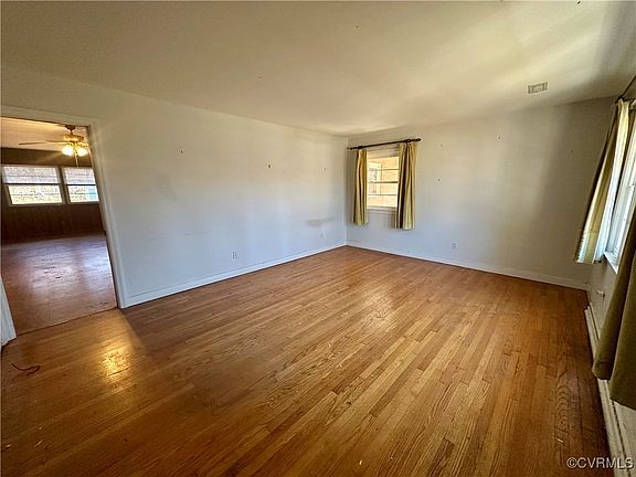 5th image of 607 Circlewood Dr