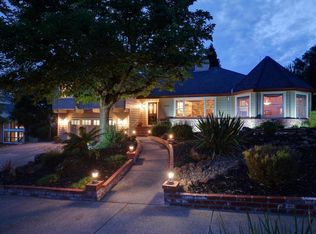 4727 Hillsboro Cir, Santa Rosa, CA 95405