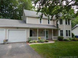 12 Victorian Woods Ln, South Windsor, CT 06074