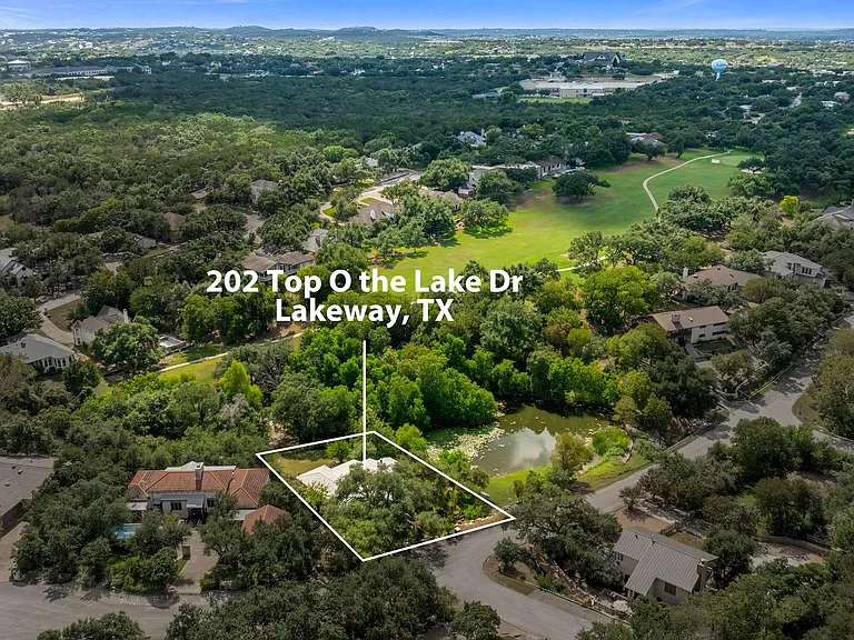 202 Top O The Lake Dr — Photo 1