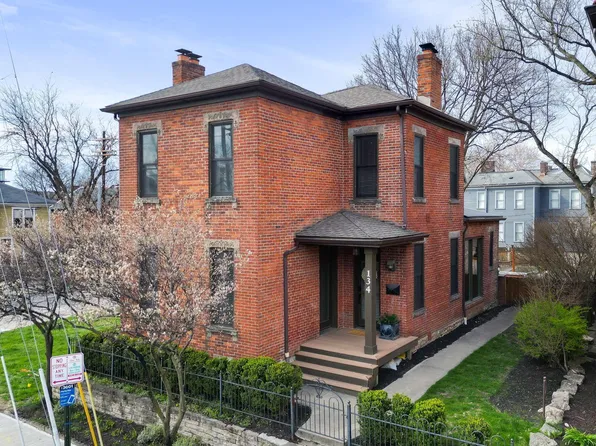 134 Warren St, Columbus, OH 43215