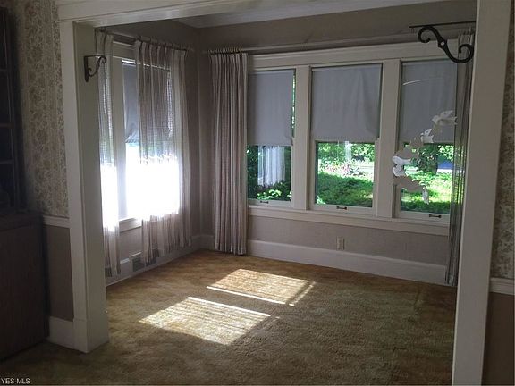 5th image of 21848 N Park Dr