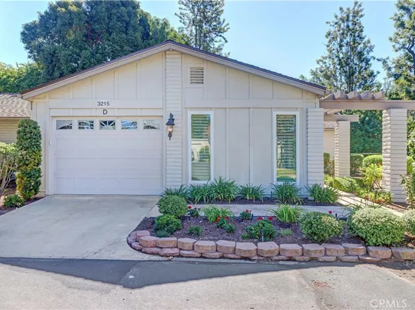 3215 Via Carrizo Unit D, Laguna Woods, CA 92637
