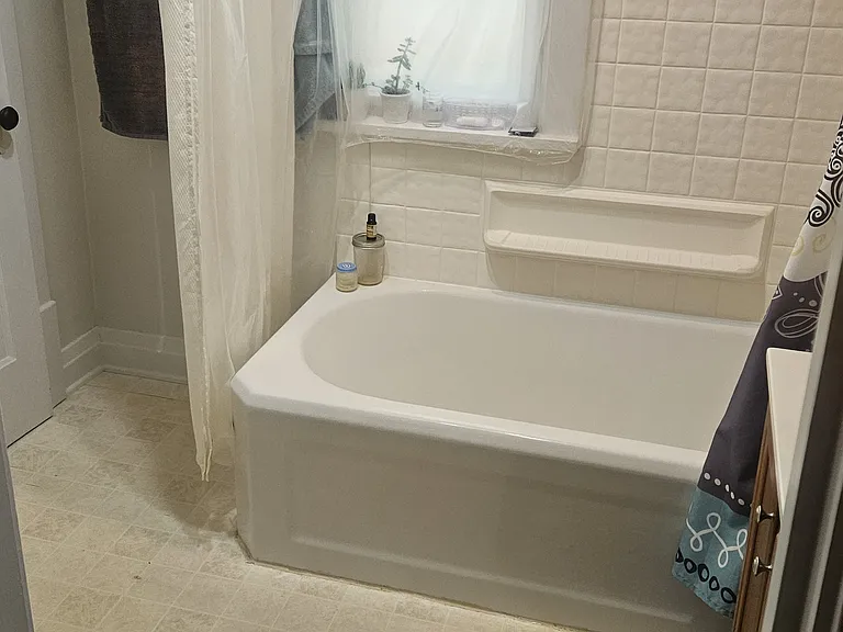 514 State St #1 — Photo 9