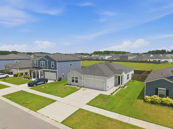 514 Spanish Wells Rd, Summerville, SC 29486