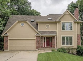 2409 SW Whispering Creek Ct, Blue Springs, MO 64015
