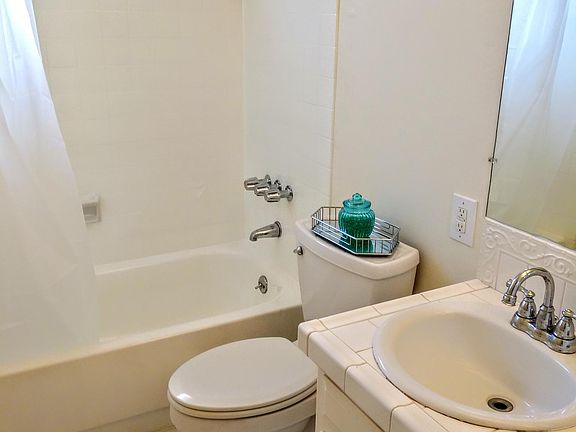 5th image of 4445 Fanuel St APT 12