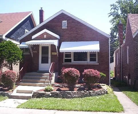 3529 Kemman Ave photo 1