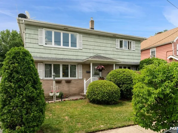 78 E Almira St, Bloomfield, NJ 07003